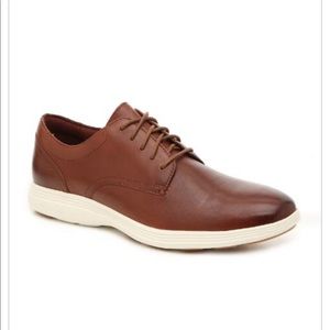 COLE HAAN
Grand Tour Oxford